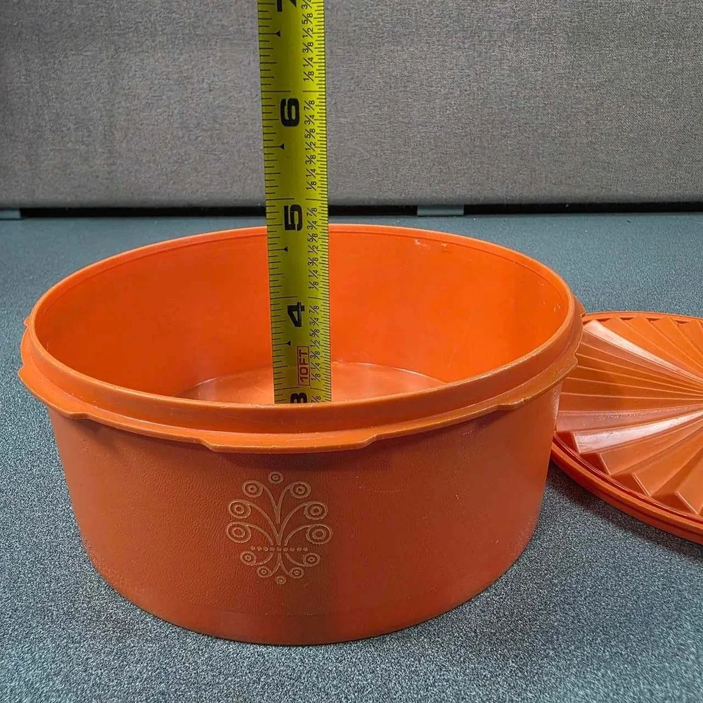 Tupperware Servalier Bowl Orange Vintage 8.5in Good Sunburst Lid Retro Storage